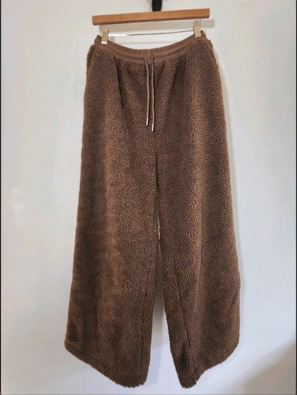 Cider Fleece Mid Rise Elastic Waist Knotted Straight Leg Trousers